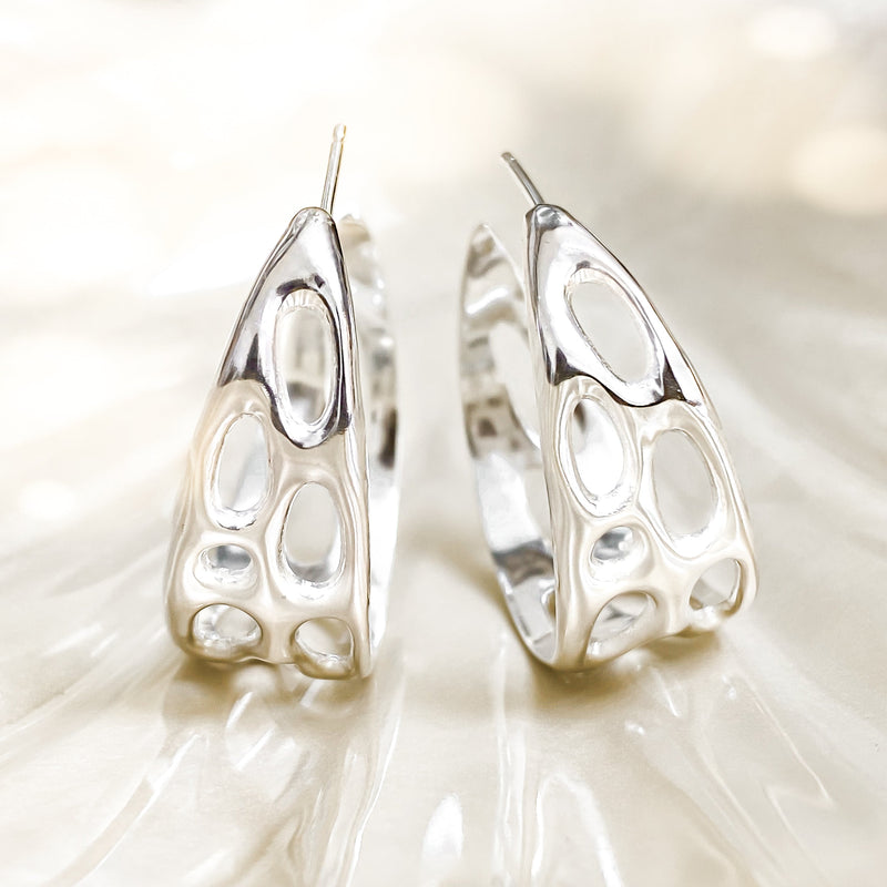 Silver Small Infinity Hoop Earrings E2089