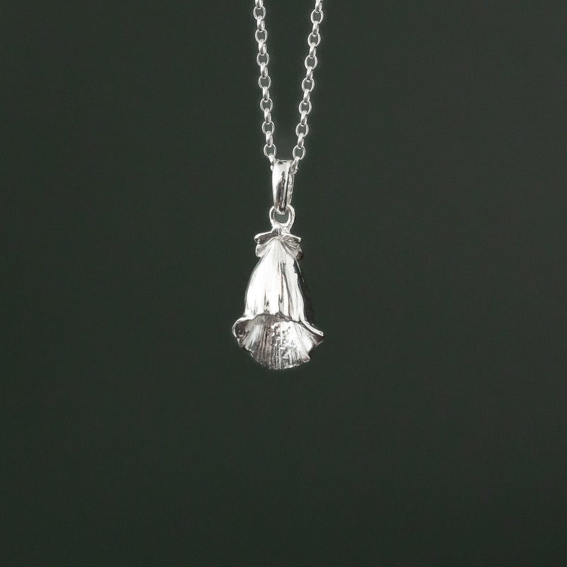 Foxglove Flower Silver Pendant Necklace P1456