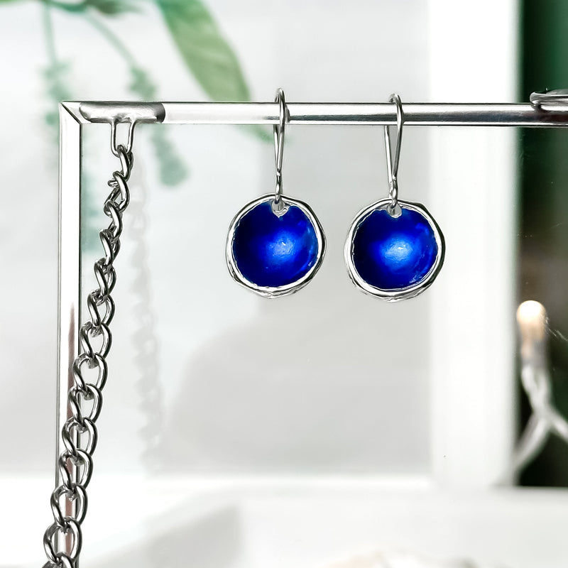 'Manannan's Isle' Blue Silver Droplet Earrings EE636