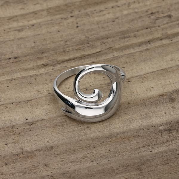 Simply Stylish Silver Ring R337