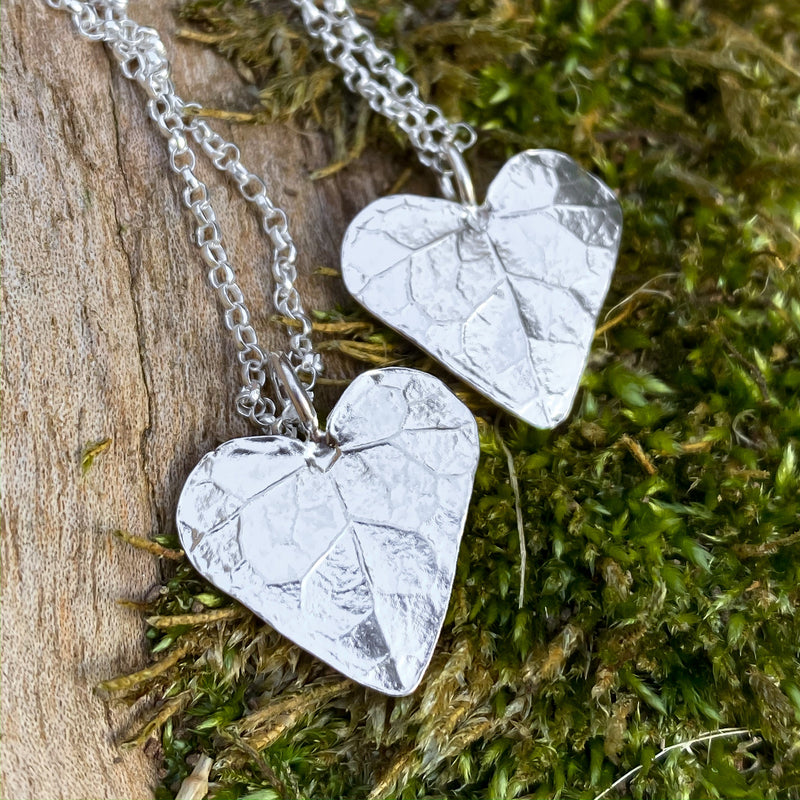 Silver Ivy Leaf Heart Necklace P1444